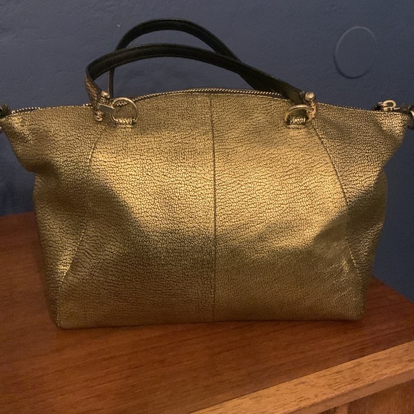 Coach 1941 Gold Prairie bag with shoulder strap. Only used a handful of times. - Picture 3 of 9